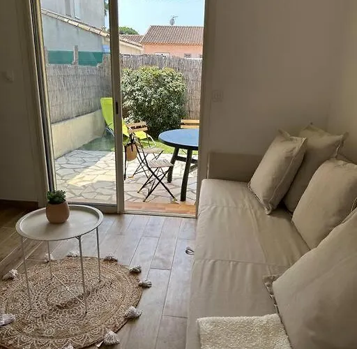 Joli T2 Climatise, Jardin, Confort, Idealement Situe Le Grau-dʼAgde